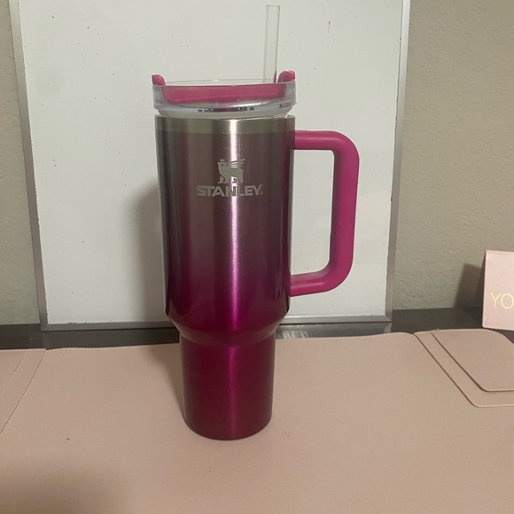 camilla gradient 40 oz - Picture 2 of 2